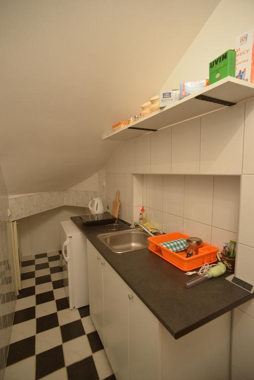 Apartment Hermes Белград Стая снимка
